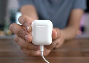 cach-dung-airpods-dung-cach