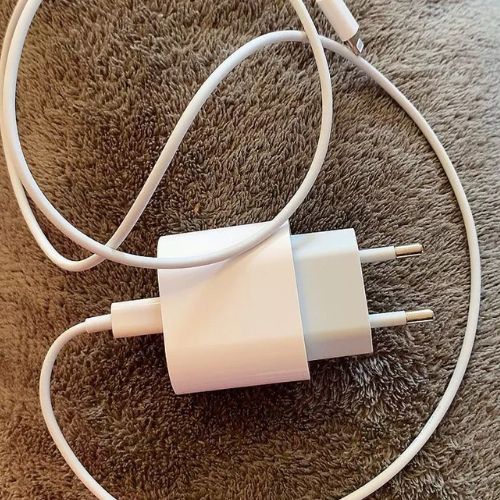 bo-sac-nhanh-ip-20w-chinh-hang